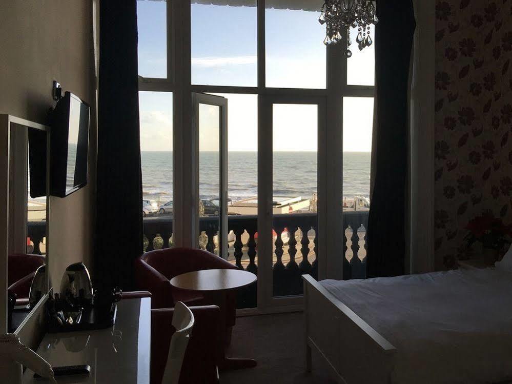 แลนส์ดาวน์ โฮเทล Ltd Hotel เฮสติงส์ ภายนอก รูปภาพ