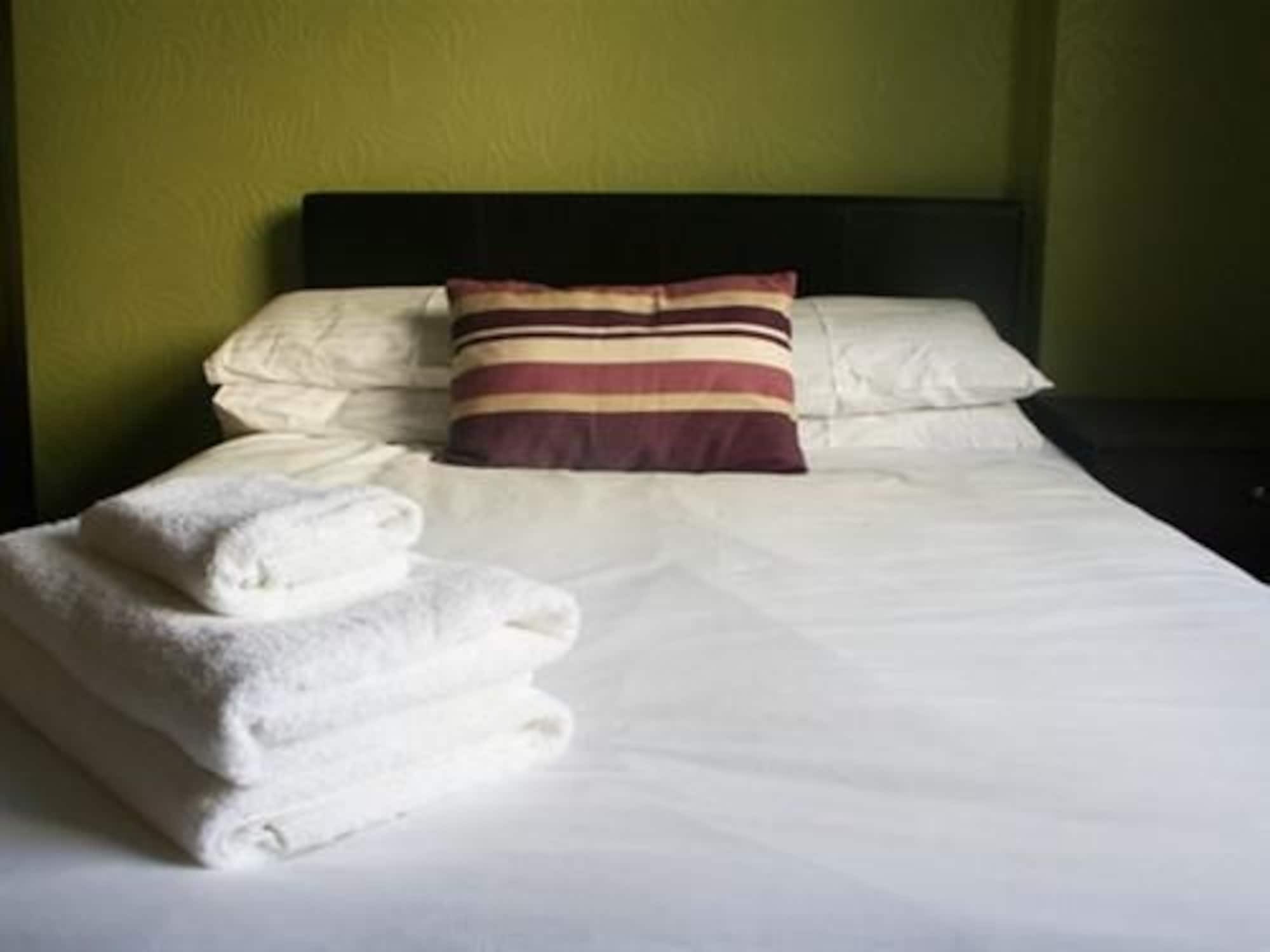 แลนส์ดาวน์ โฮเทล Ltd Hotel เฮสติงส์ ภายนอก รูปภาพ